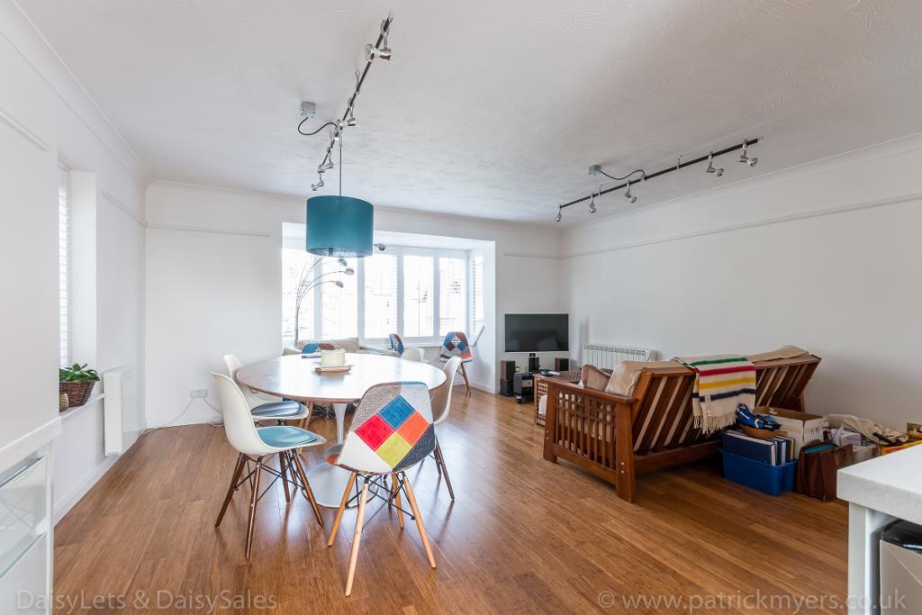 Linwood Close, Camberwell, London, SE5 8UY